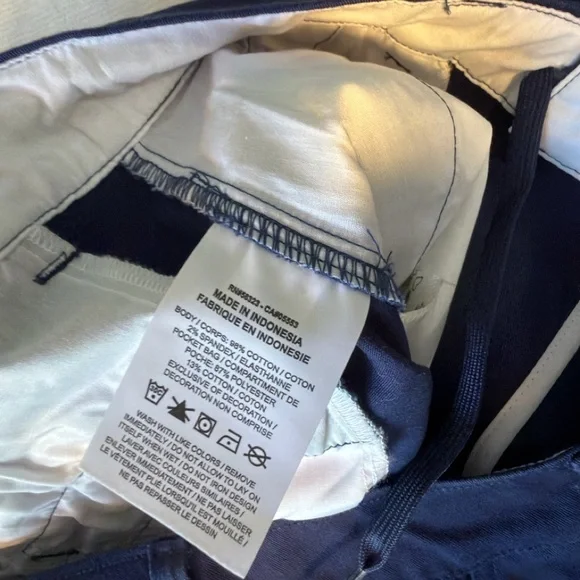 Nike Midnight Blue and Ivory Shorts - Picture 2 of 5